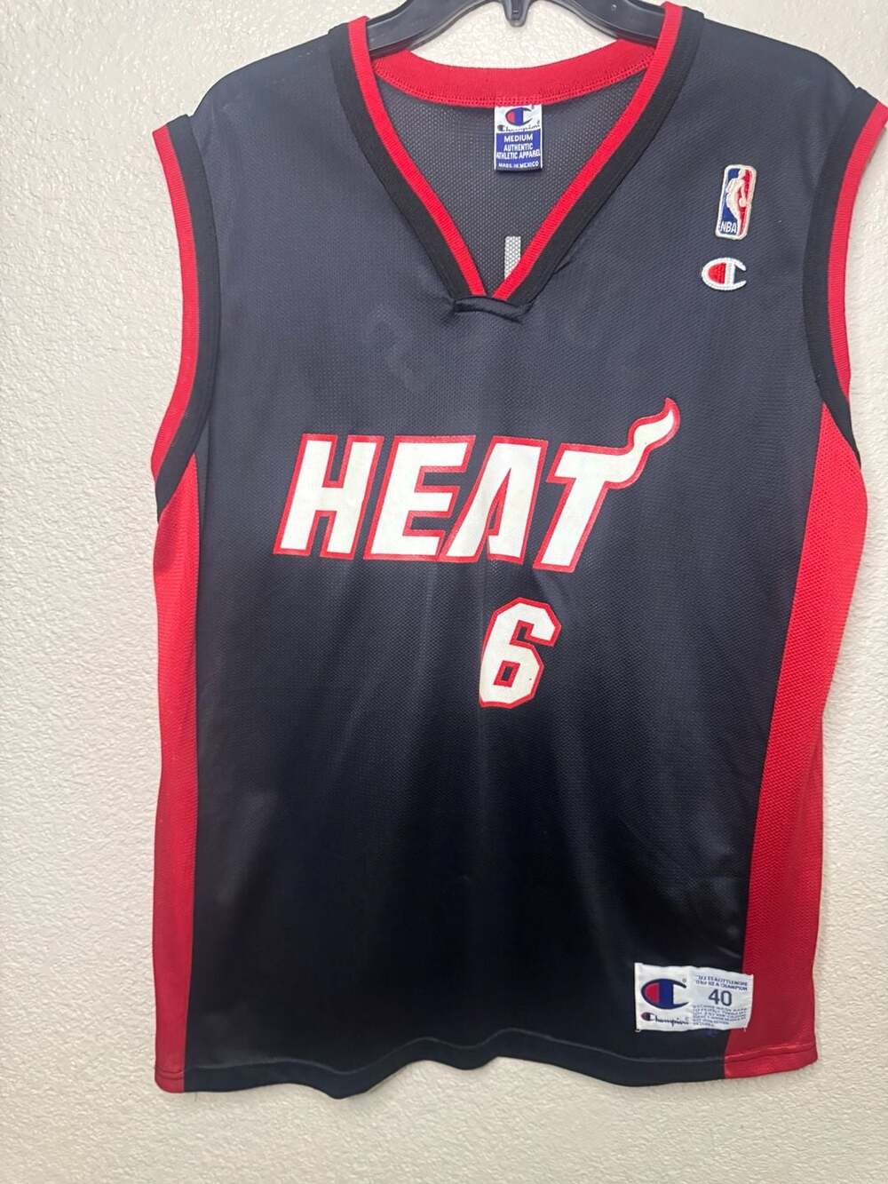 Vintage Miami Heat Eddie Jones #6 Champion NBA Away Jersey Size 40